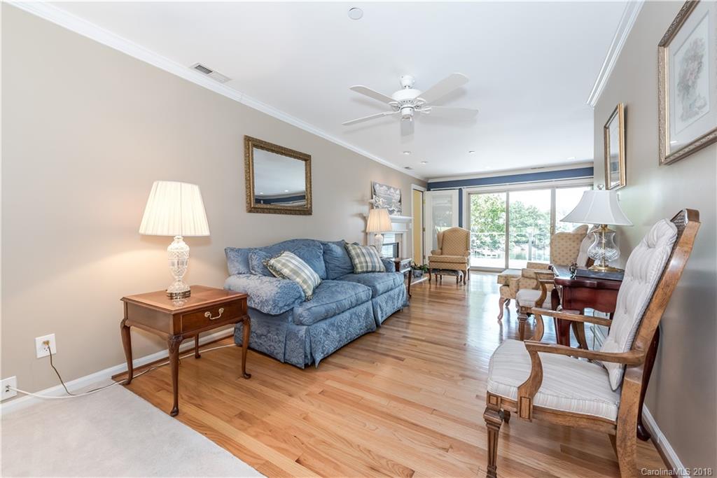 1112 Palmyra Drive Tega Cay, SC 29708 - Photo 10 of 36 Gallery Image 10