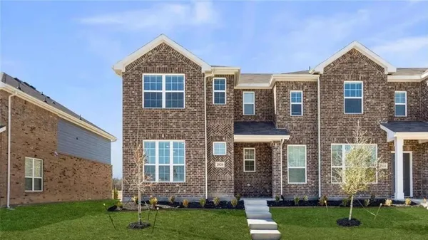 $2,300 | 2820 Percheron Drive, Mesquite, TX 75150