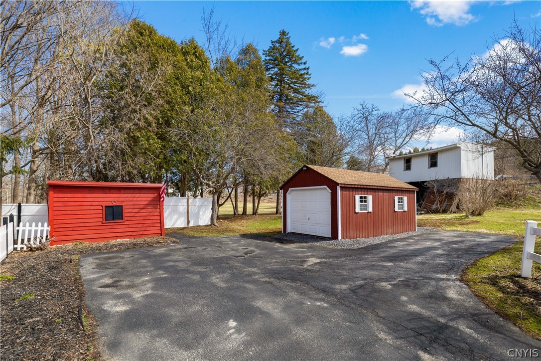 4450 Thieme Gulf Road Westmoreland, NY 13323 - Photo 2 of 33