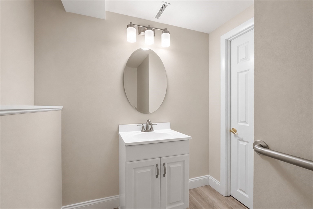 114 Albemarle Road Norwood, MA 02062 - Photo 30 of 42