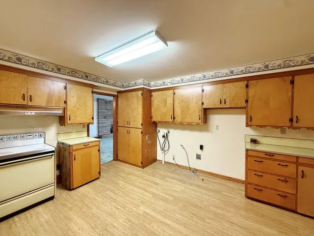 $160,000 | 212 Maple Drive, El Dorado Springs, MO 64744