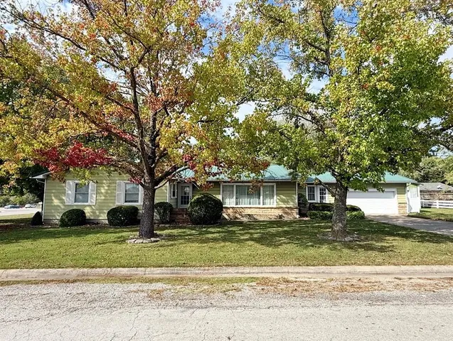 $160,000 | 212 Maple Drive, El Dorado Springs, MO 64744