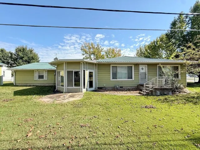 $160,000 | 212 Maple Drive, El Dorado Springs, MO 64744