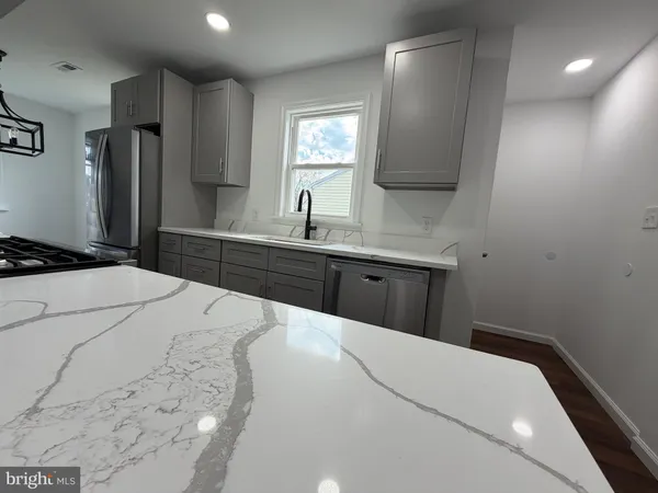 $350,000 | 321 Bassett Avenue, New Castle, DE 19720