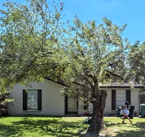 $1,695 | 5103 Wickview Lane, Houston, TX 77053