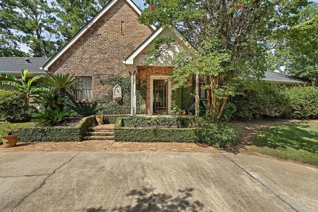$987,000 | 14 Riverbend Lane, Covington, LA 70433