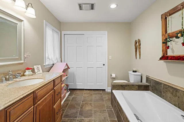 $987,000 | 14 Riverbend Lane, Covington, LA 70433