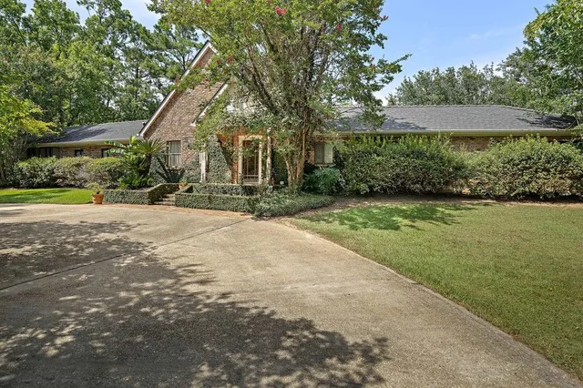 $987,000 | 14 Riverbend Lane, Covington, LA 70433