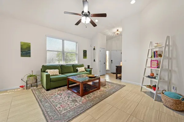 $2,350 | 9515 Tanager Way, Austin, TX 78748