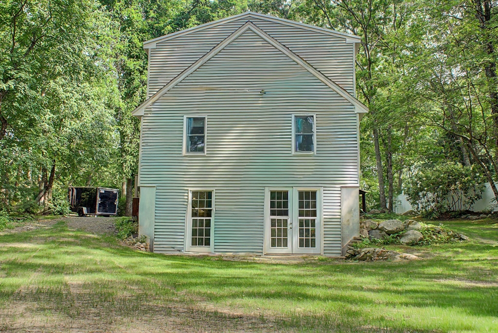 47 Kingsbury Road Norfolk, MA 02056 - Photo 2 of 33