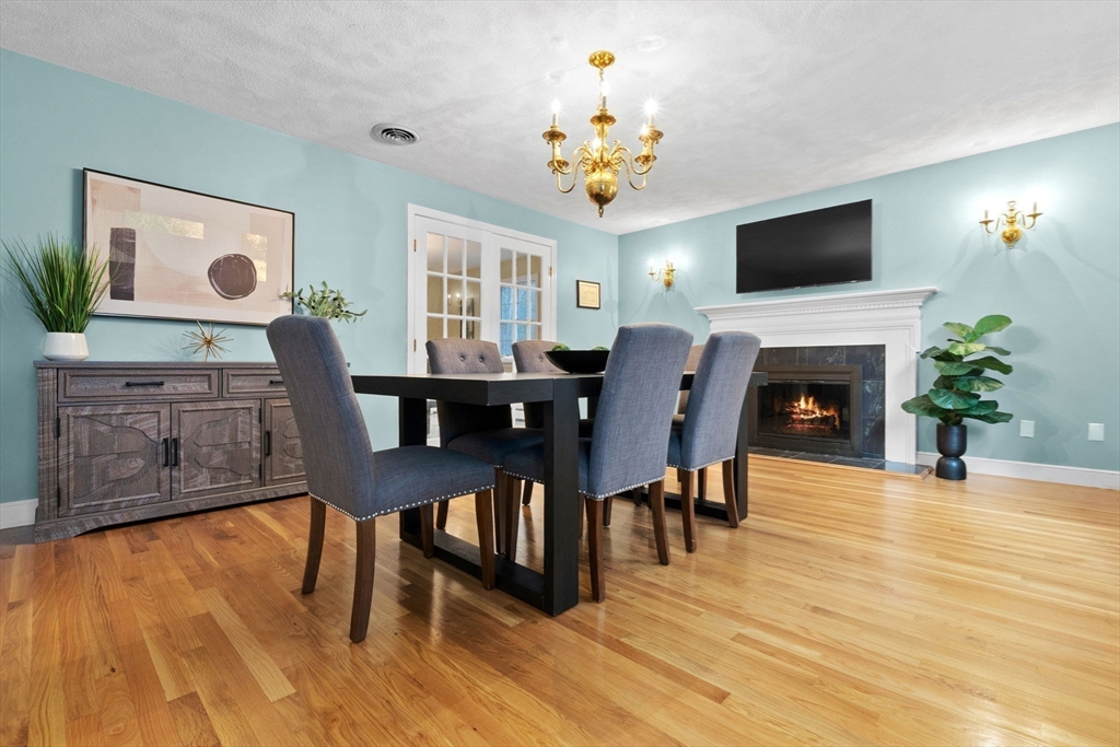 16 West Tapley Road Lynnfield, MA 01940 - Photo 12 of 42 Gallery Image 12