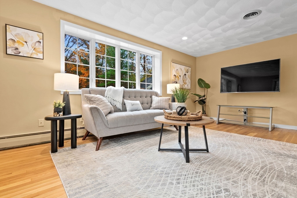 16 West Tapley Road Lynnfield, MA 01940 - Photo 15 of 42 Gallery Image 15