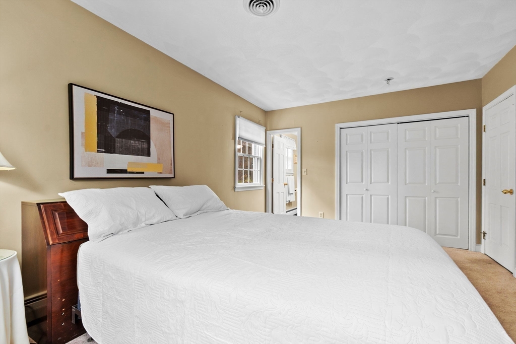 16 West Tapley Road Lynnfield, MA 01940 - Photo 23 of 42 Gallery Image 23