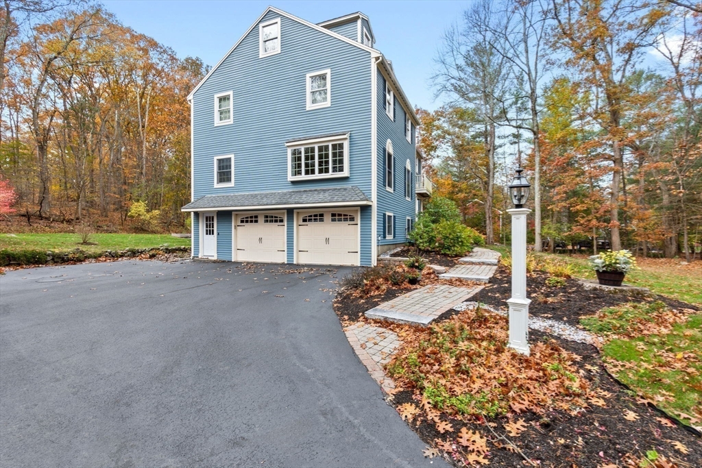 16 West Tapley Road Lynnfield, MA 01940 - Photo 37 of 42 Gallery Image 37