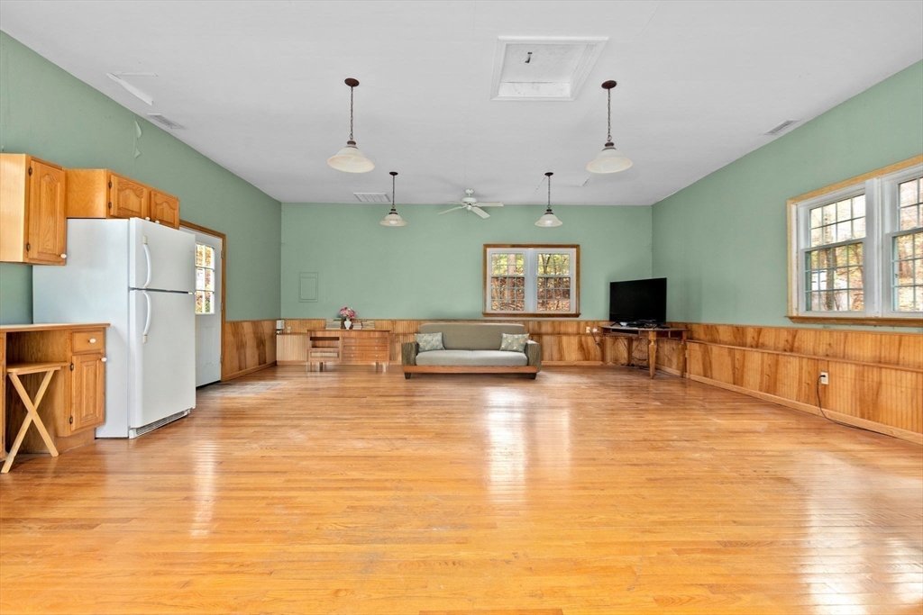 16 West Tapley Road Lynnfield, MA 01940 - Photo 39 of 42 Gallery Image 39