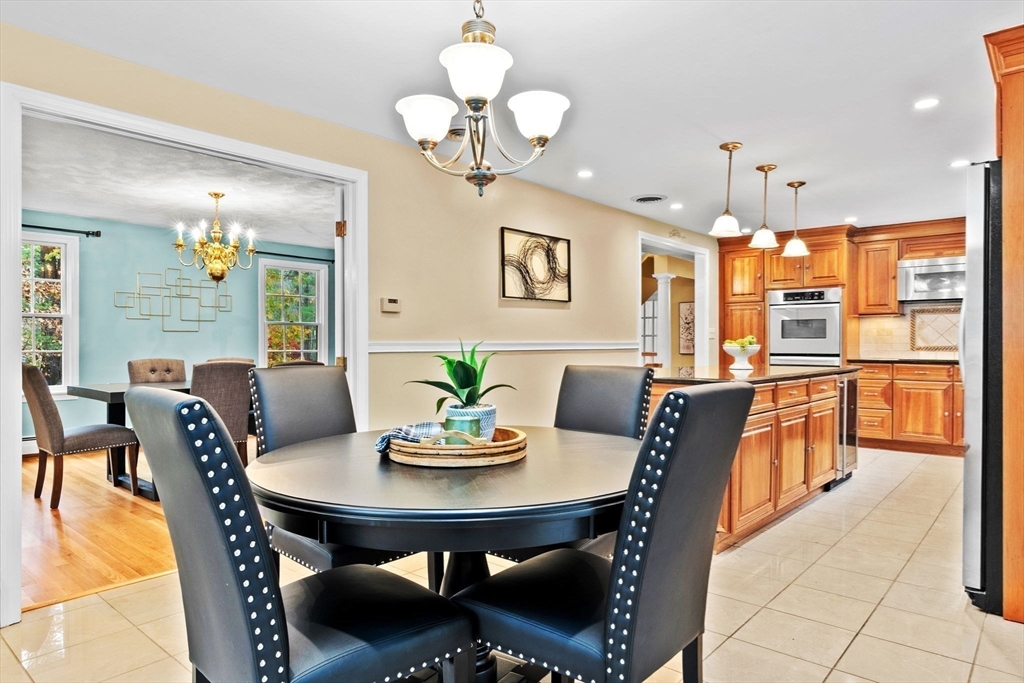 16 West Tapley Road Lynnfield, MA 01940 - Photo 8 of 42 Gallery Image 8