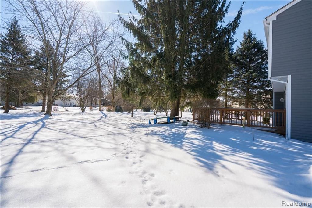 1220 Barneswood Lane Rochester Hills, MI 48306 - Photo 3 of 33