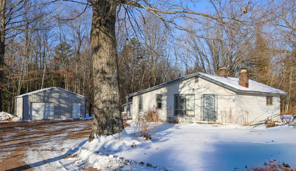 12277 Leo's Road, Suring, WI 54174