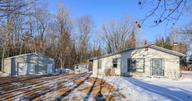 $129,900 | 12277 Leo's Road, Suring, WI 54174