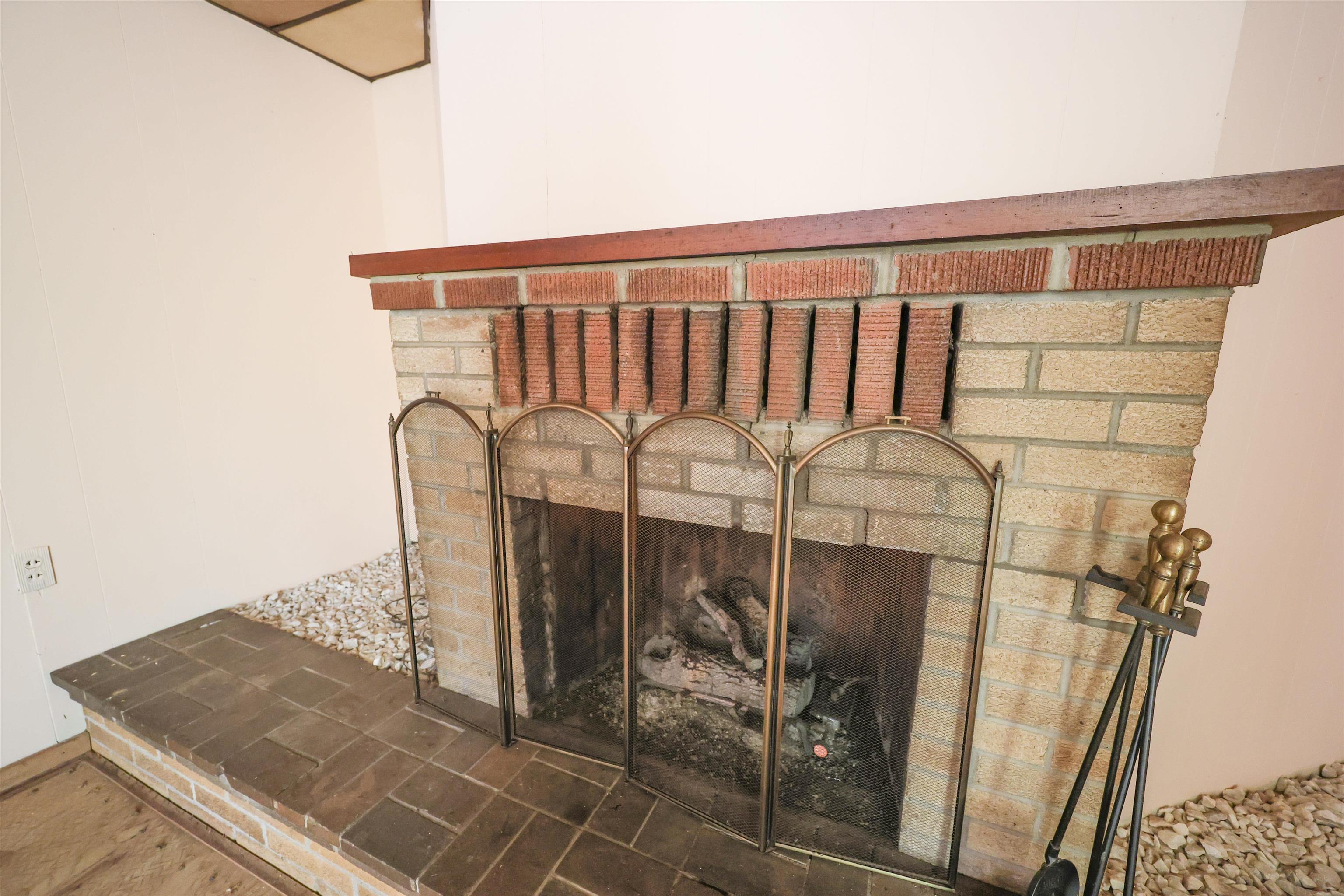 12277 Leo's Road Suring, WI 54174 - Photo 8 of 23