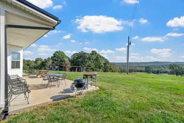 2760 Wallace Fork Road, Princeton, KY 42445