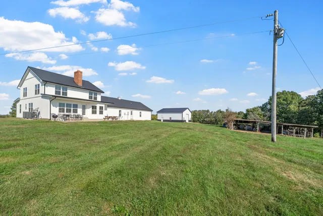 2760 Wallace Fork Road, Princeton, KY 42445