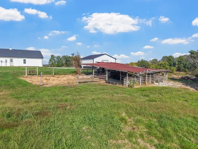 2760 Wallace Fork Road, Princeton, KY 42445