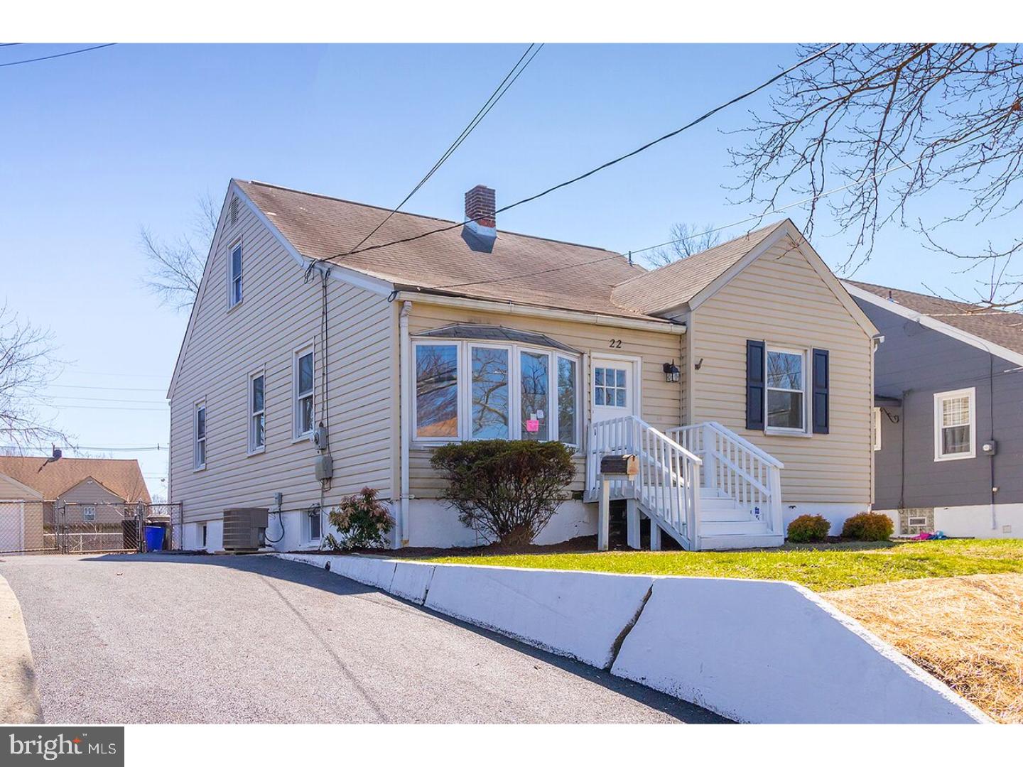 22 3rd Avenue Mount Ephraim, NJ 08059 - Photo 2 of 14