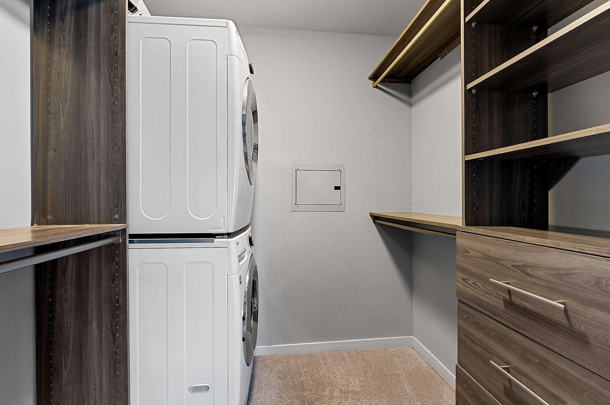 118 South Washington Street, Unit 226A Green Bay, WI 54301 - Photo 13 of 27