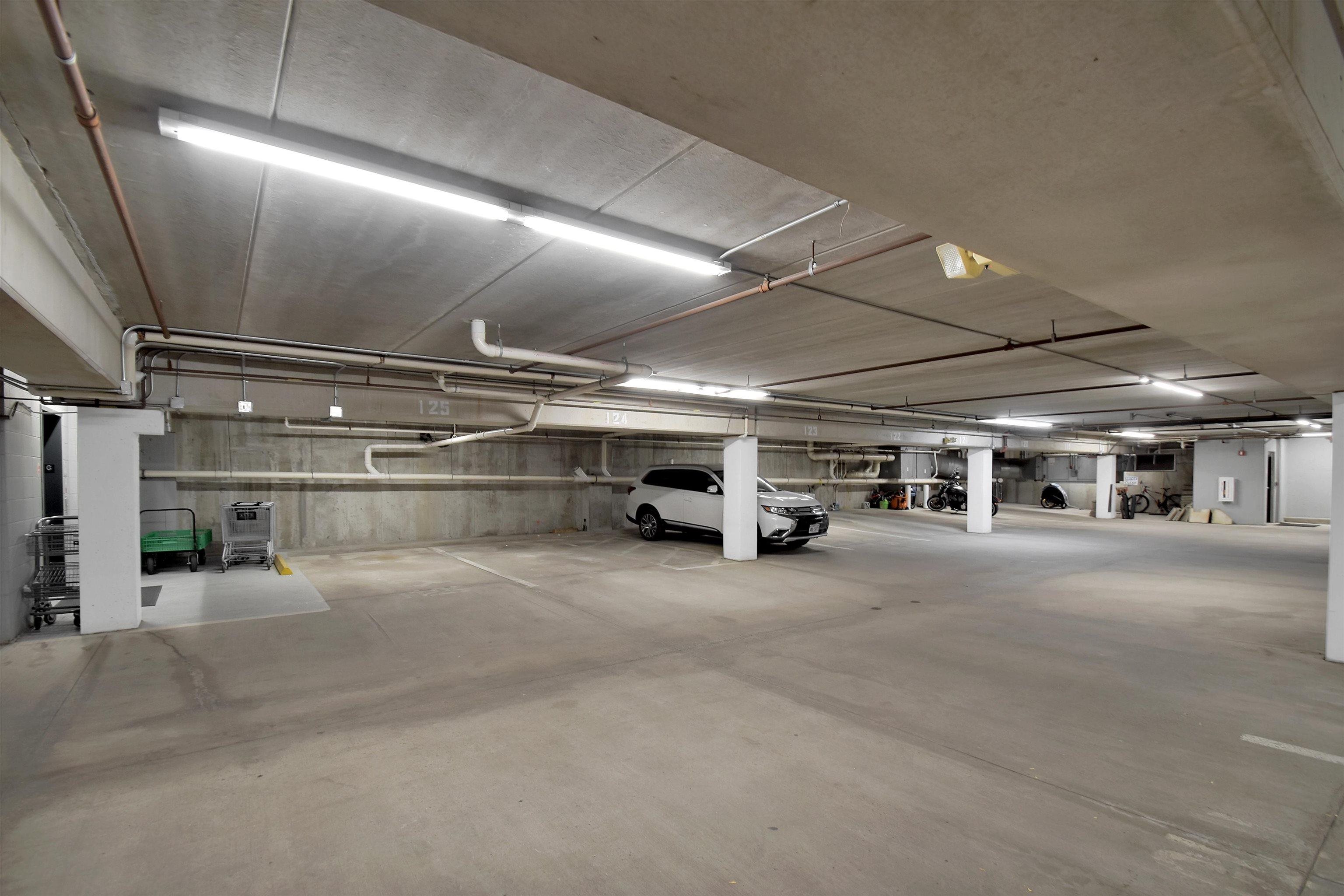 118 South Washington Street, Unit 226A Green Bay, WI 54301 - Photo 14 of 27