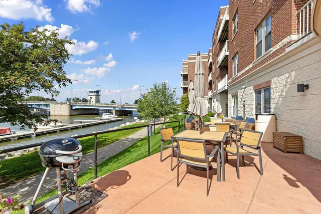 $210,000 | 118 South Washington Street, Unit 226A, Green Bay, WI 54301