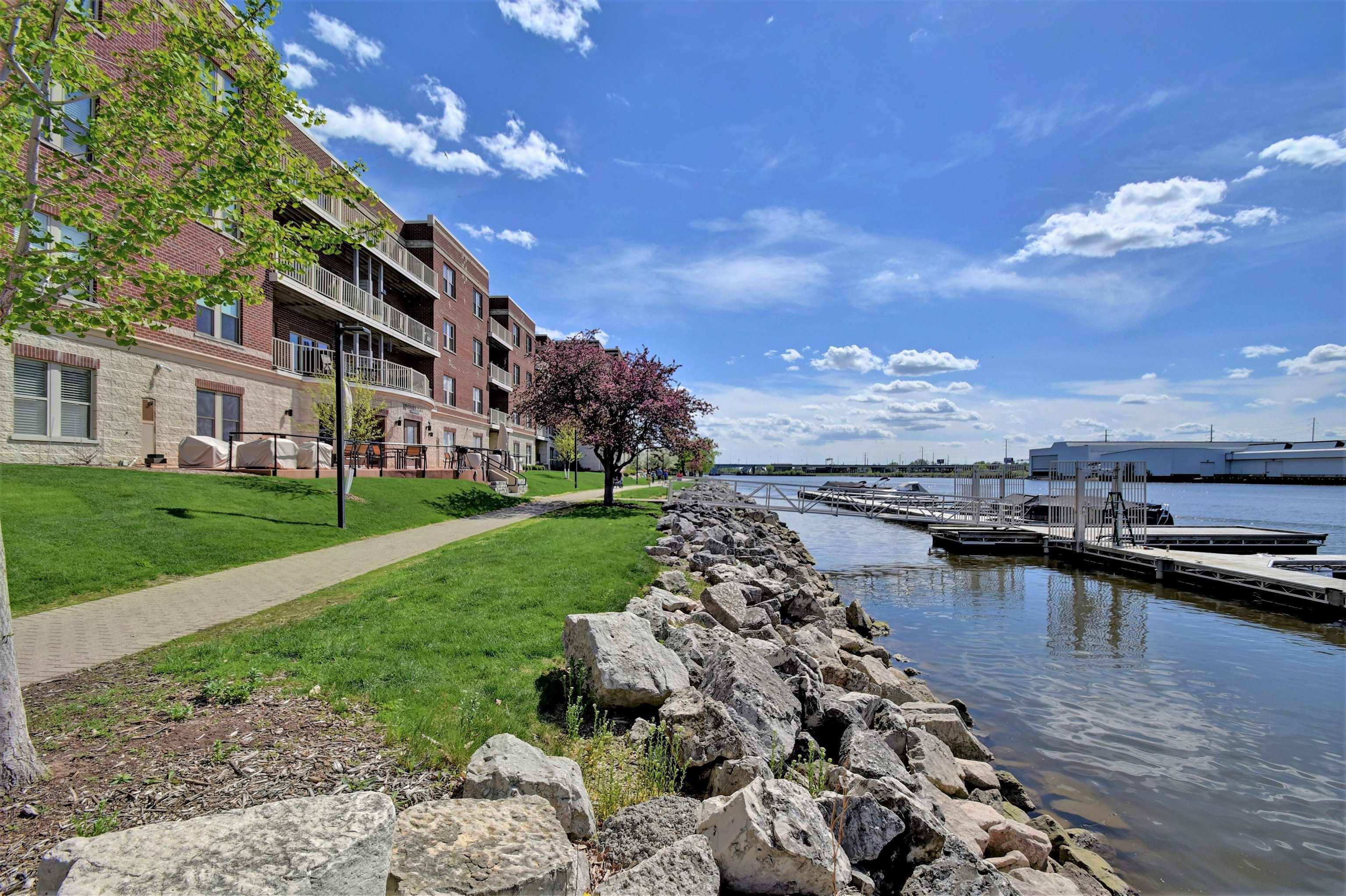 118 South Washington Street, Unit 226A Green Bay, WI 54301 - Photo 26 of 27