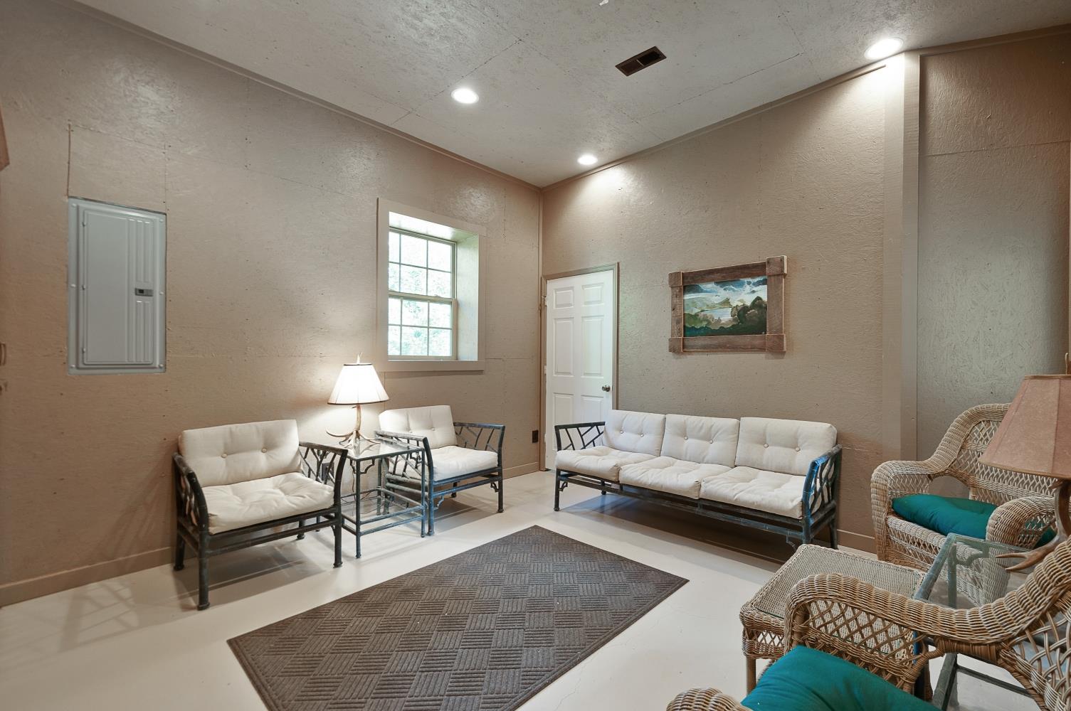2579 Esque Sharp Road Mount Pleasant, TN 38474 - Photo 18 of 30 Gallery Image 18