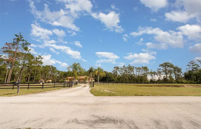 $850,000 | 30215 Saddlebag Trail, Myakka City, FL 34251