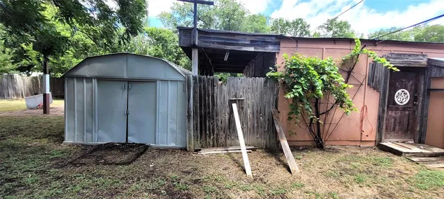 $190,000 | 5720 Yeary Street, Sansom Park, TX 76114