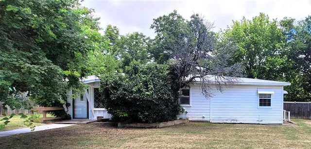 $190,000 | 5720 Yeary Street, Sansom Park, TX 76114