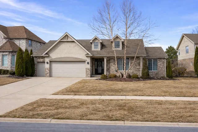 $749,900 | 16656 West Huntington Drive, Lockport, IL 60441