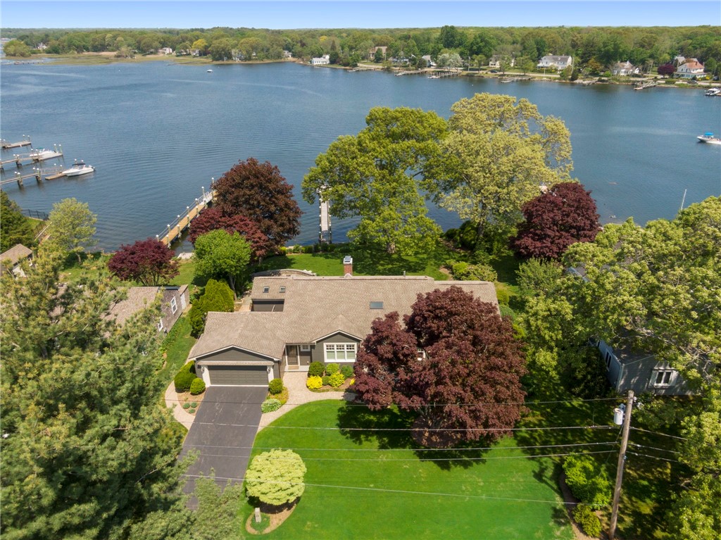 29 Riverside Drive Barrington, RI 02806 - Photo 2 of 37