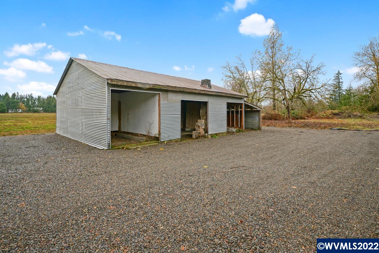 41732 Stayton Scio Road Southeast Stayton, OR 97383 - Photo 5 of 34 Gallery Image 5