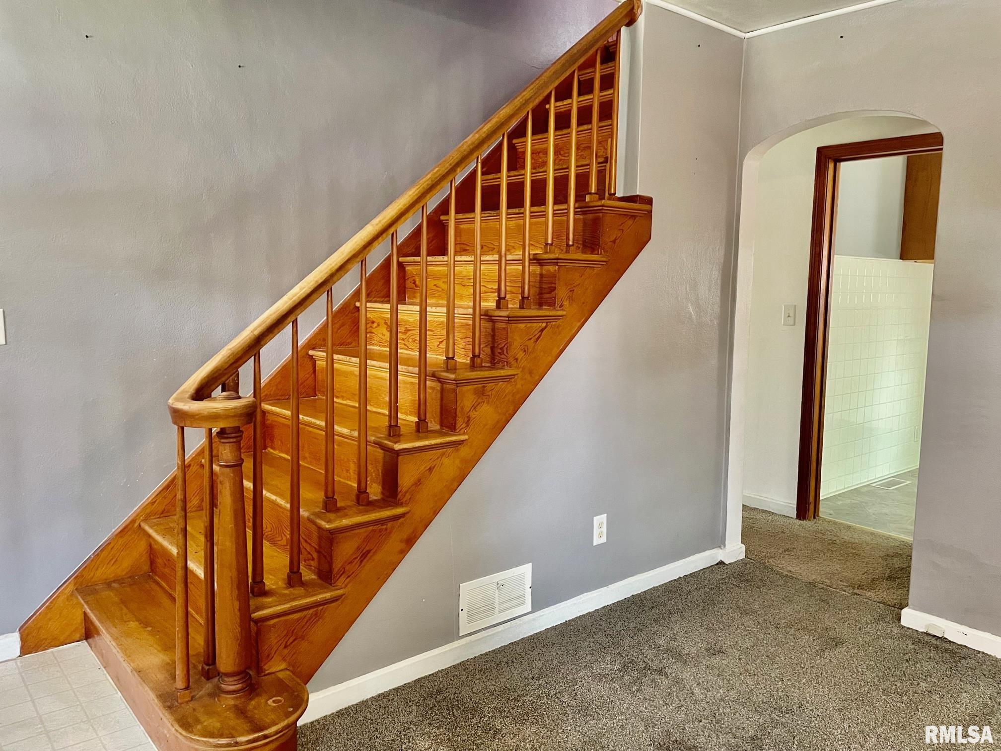 2529 East Keys Avenue Springfield, IL 62702 - Photo 8 of 20