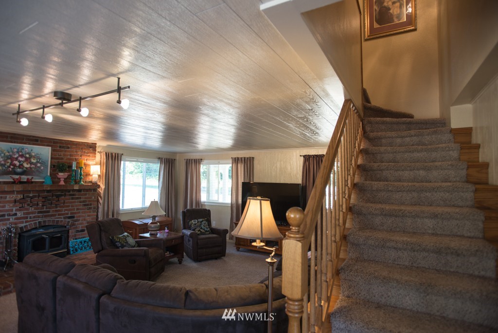 3942 Brown Road Ferndale, WA 98248 - Photo 13 of 25
