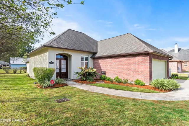 $265,000 | 101 Vinemont Drive, Lafayette, LA 70501