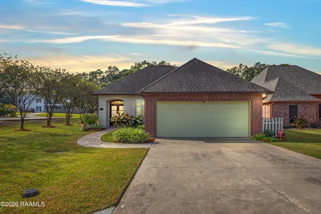 $265,000 | 101 Vinemont Drive, Lafayette, LA 70501