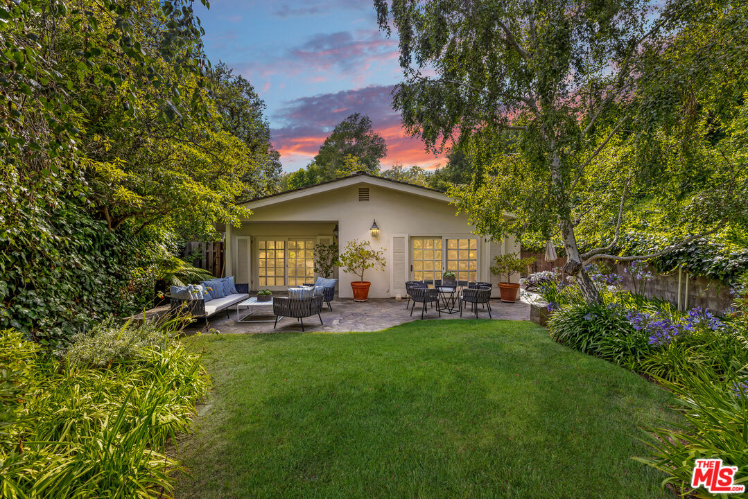 1714 Westridge Road Los Angeles, CA 90049 - Photo 41 of 41 Gallery Image 41