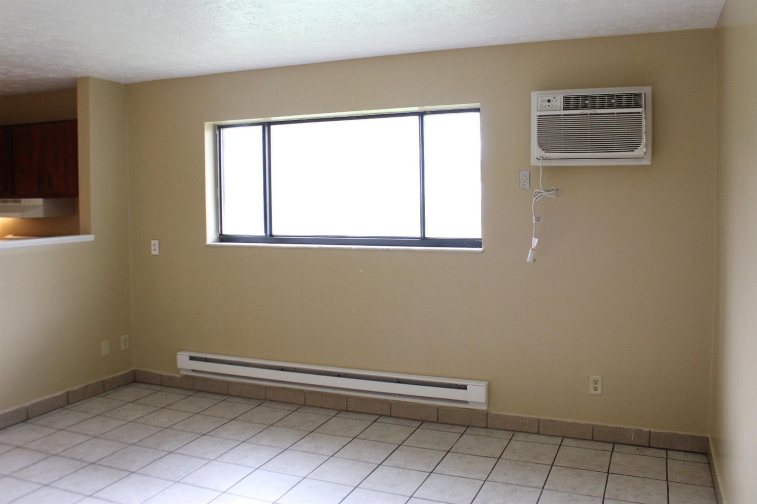 2577 West Galbraith Road, Unit 4 Cincinnati, OH 45239 - Photo 5 of 18