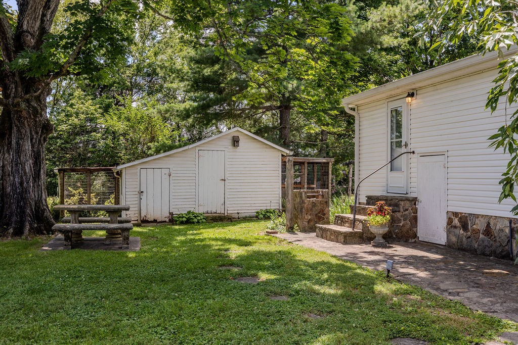 6205 Viola Road McMinnville, TN 37110 - Photo 19 of 60