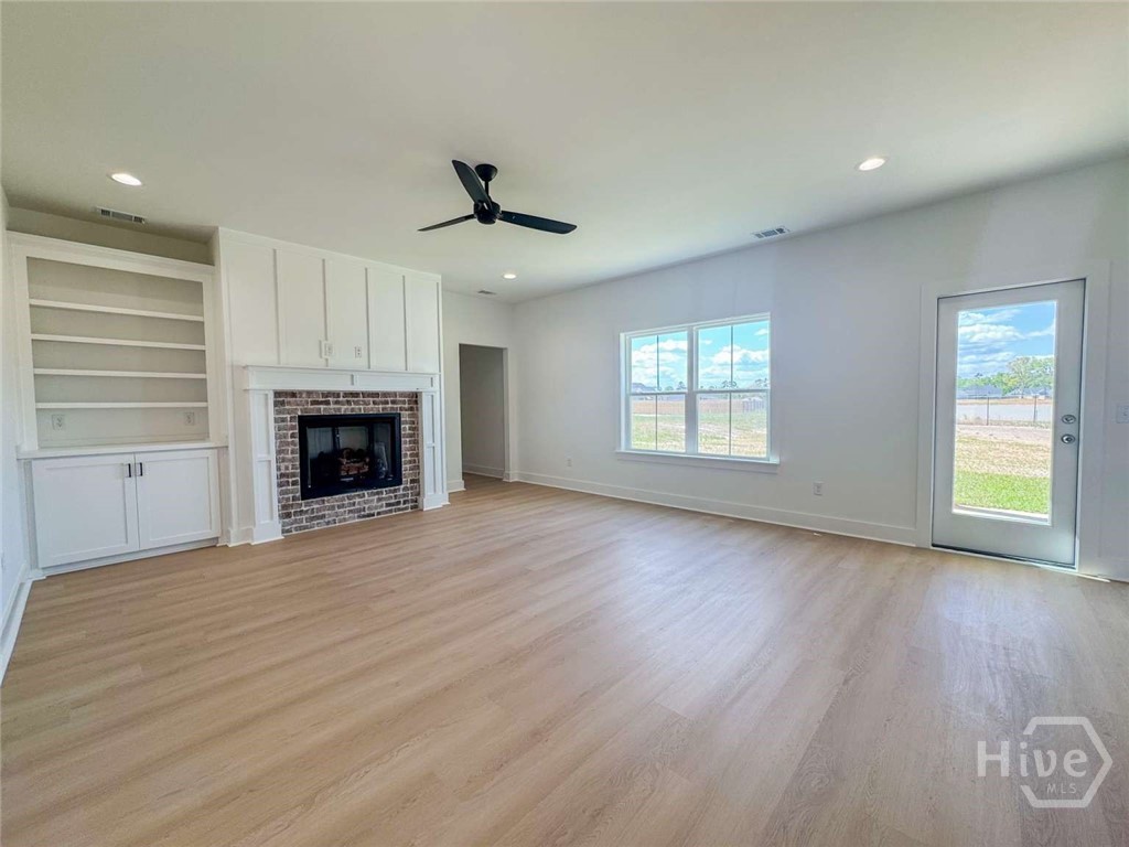 151 Cottage Loop Midway, GA 31320 - Photo 9 of 24