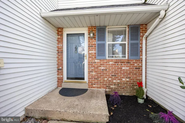 a view of entrance of the house