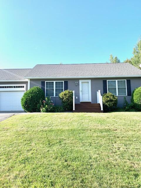 52 Streamside Lane, Unit 10 Bangor, ME 04401 - Photo 3 of 35 IMG_3978