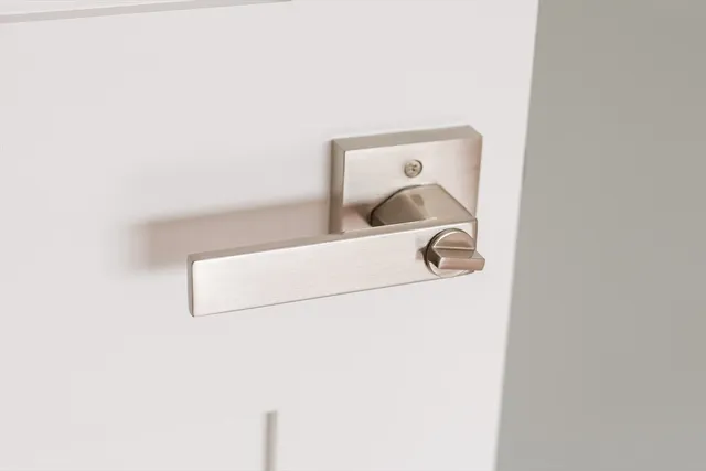 $875,000 | 169 Old Albany Road, Greenfield, MA 01301